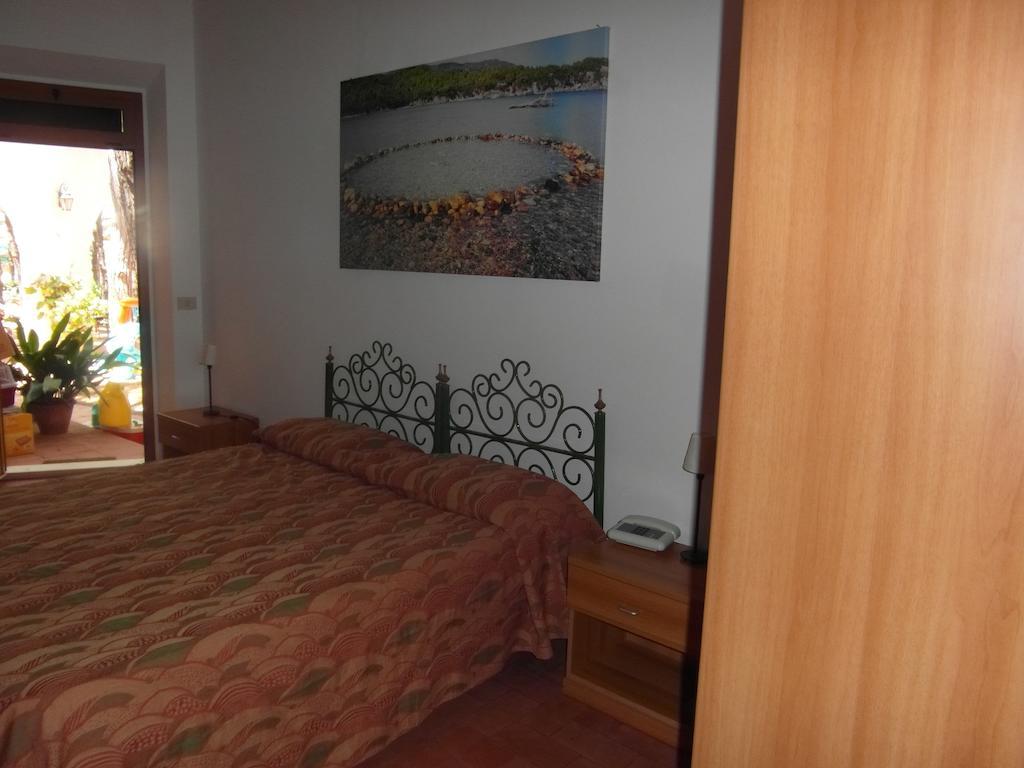Hotel Villa Nettuno Marina di Campo Værelse billede